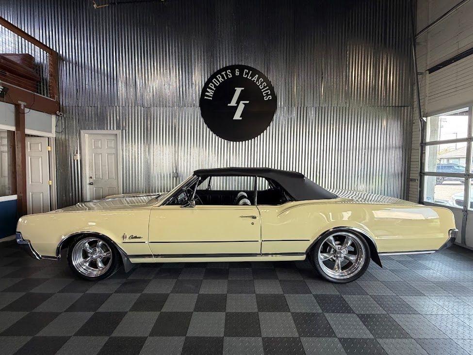 Oldsmobile Cutlass Convertible 1967