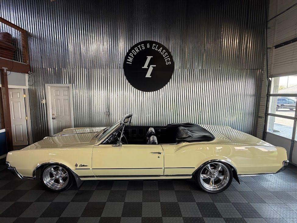 Oldsmobile Cutlass Convertible 1967