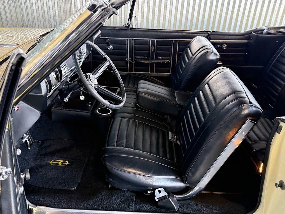 Oldsmobile Cutlass Convertible 1967