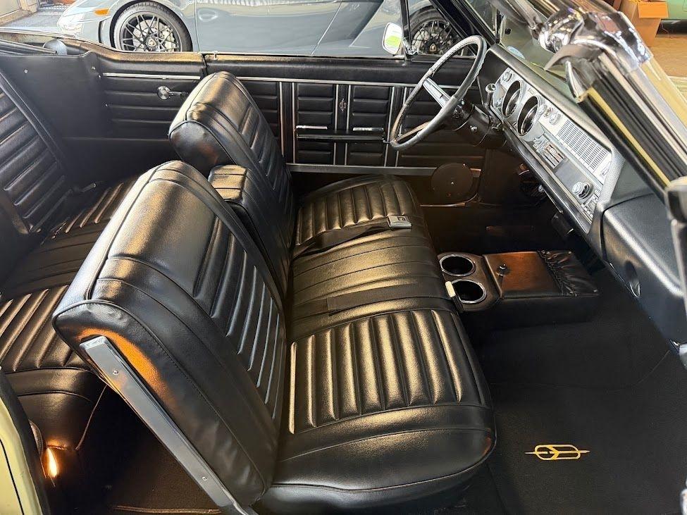 Oldsmobile Cutlass Convertible 1967