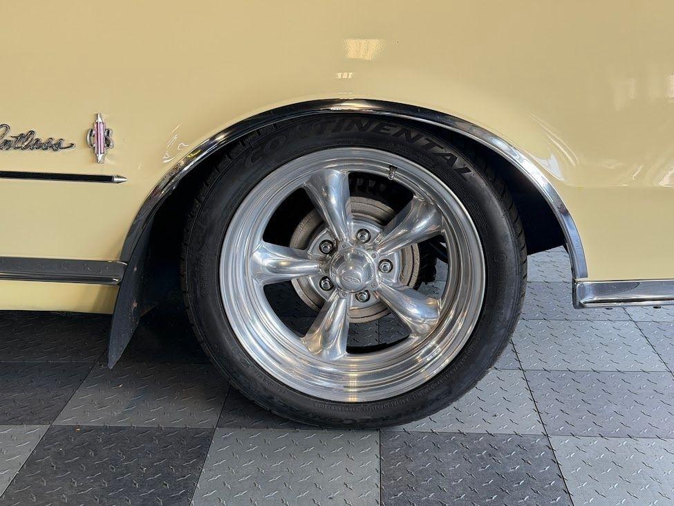 Oldsmobile Cutlass Convertible 1967