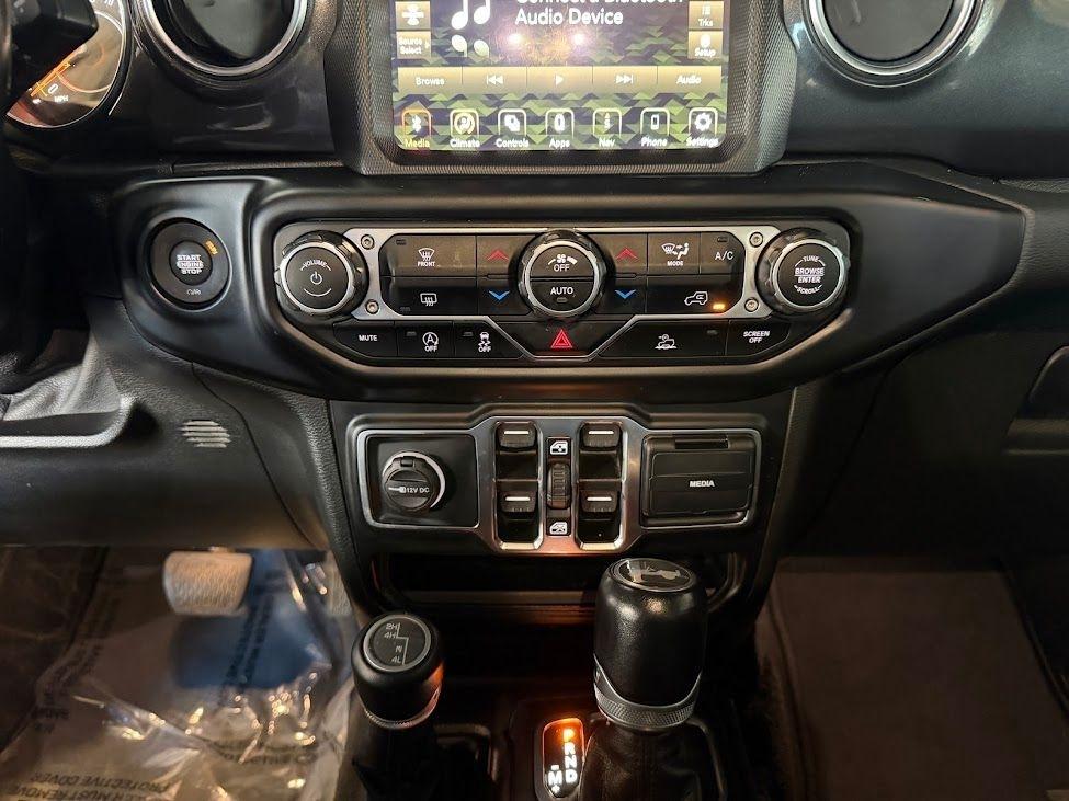 Jeep Wrangler Unlimited Sahara 2021