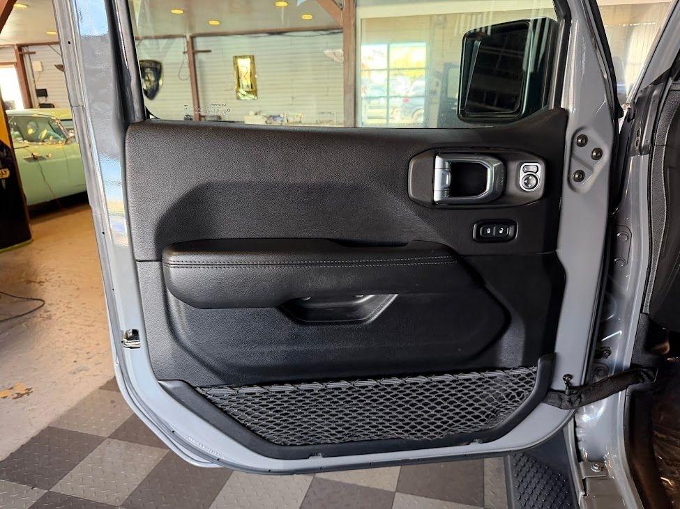 Jeep Wrangler Unlimited Sahara 2021