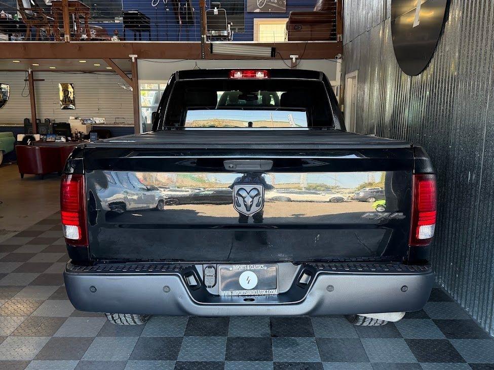 RAM 1500 SLT Quad Cab 4WD 2021