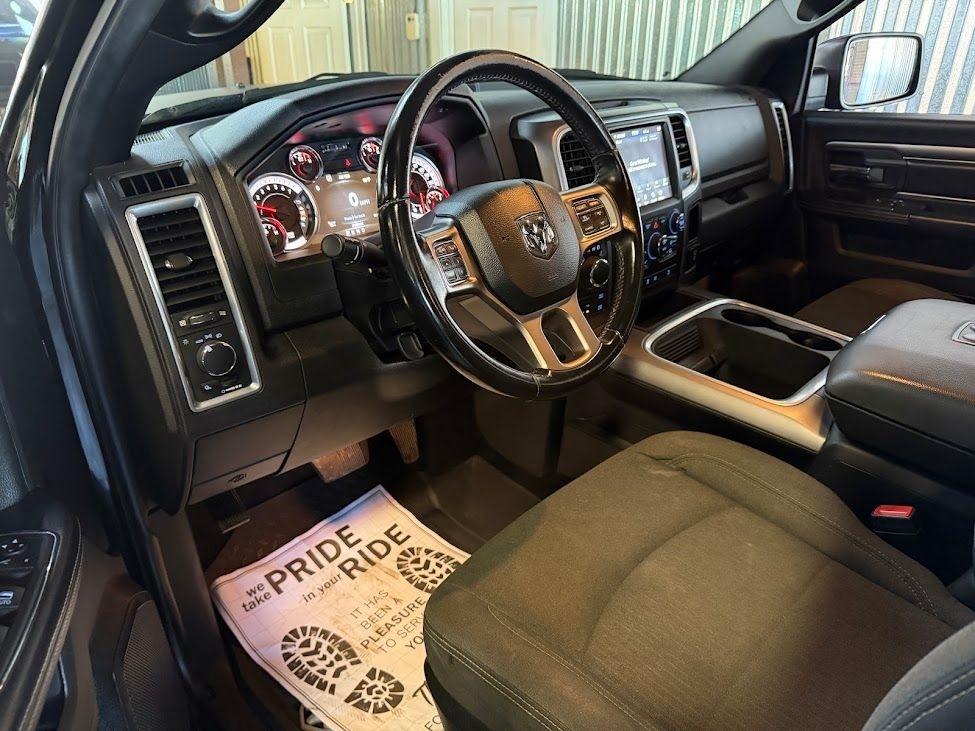 RAM 1500 SLT Quad Cab 4WD 2021