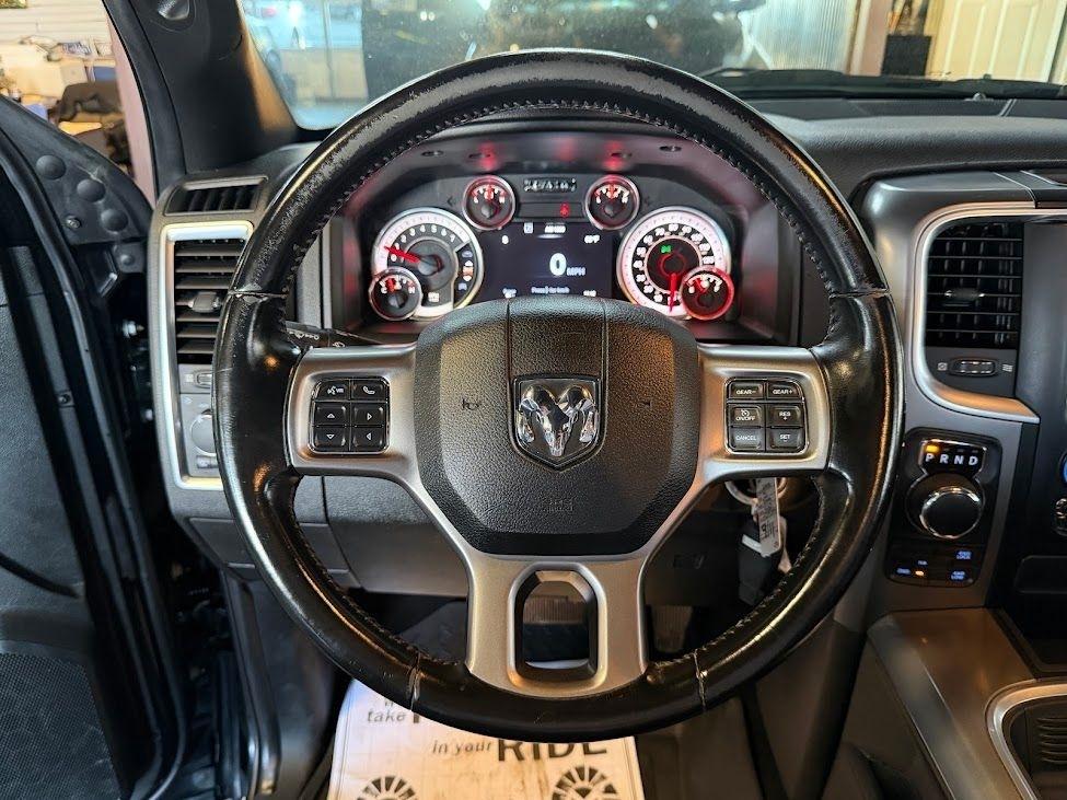 RAM 1500 SLT Quad Cab 4WD 2021