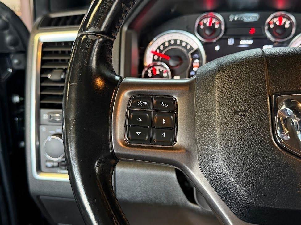 RAM 1500 SLT Quad Cab 4WD 2021