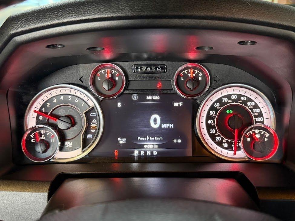 RAM 1500 SLT Quad Cab 4WD 2021