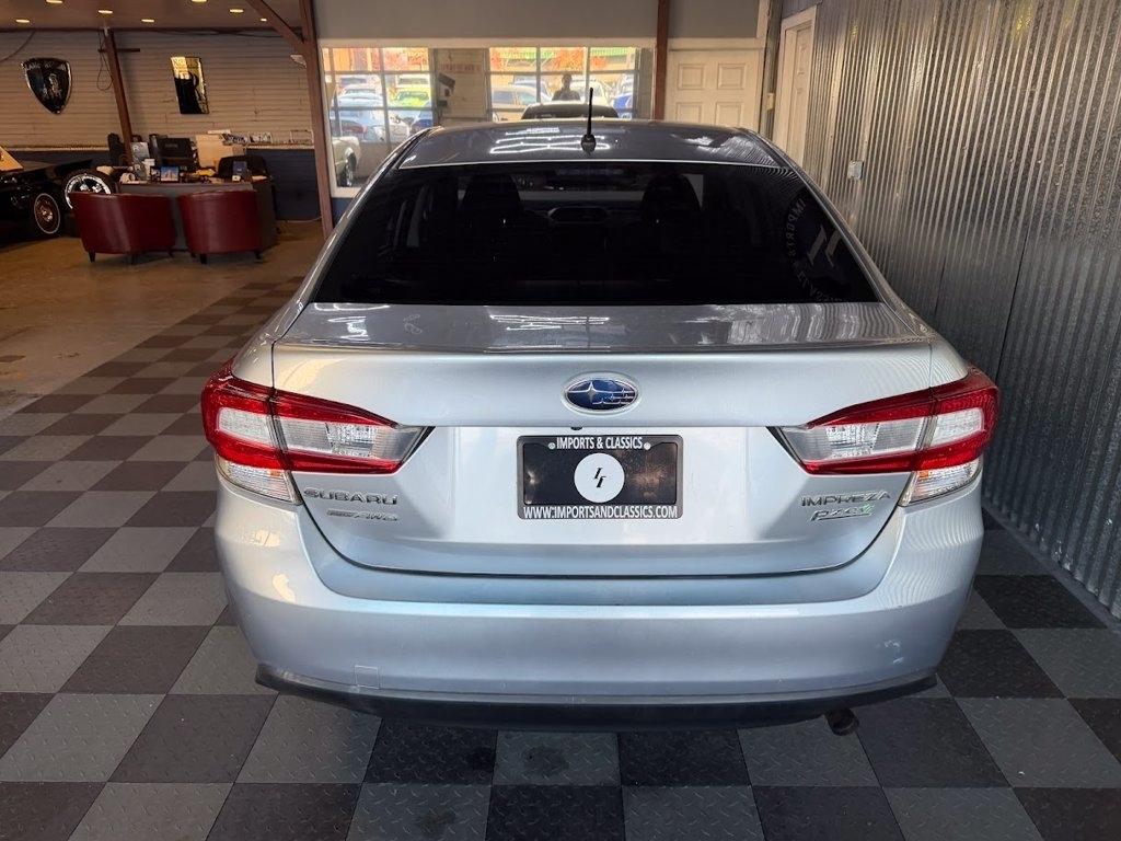 Subaru Impreza 2.0i 4-Door 2017