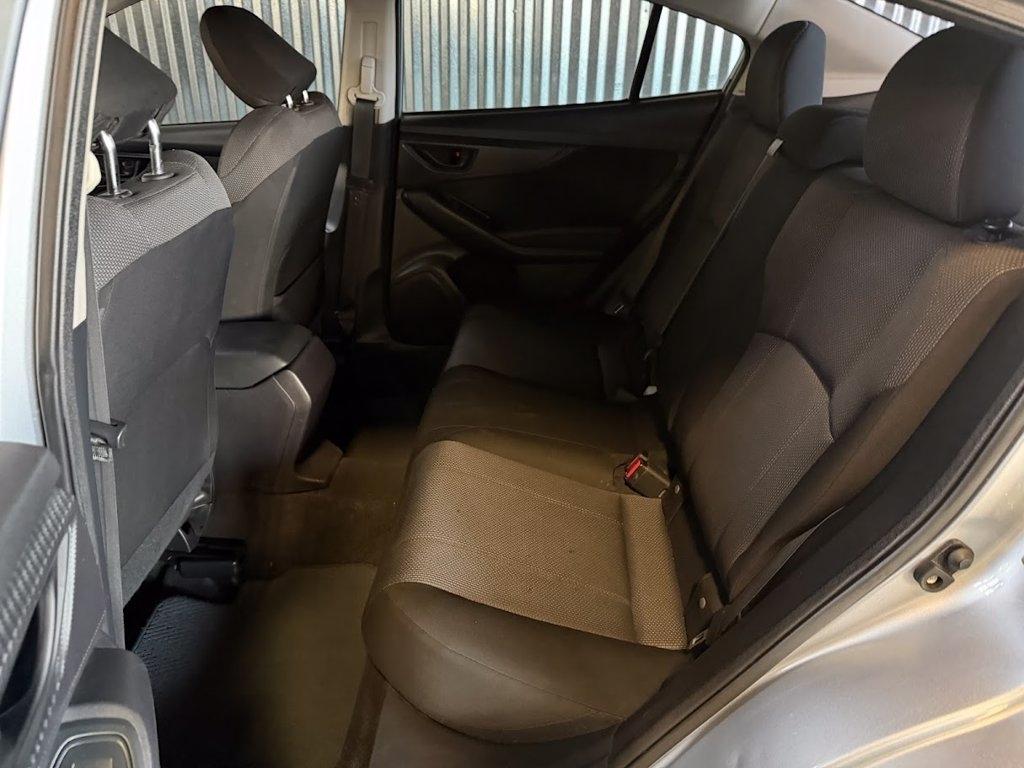 Subaru Impreza 2.0i 4-Door 2017