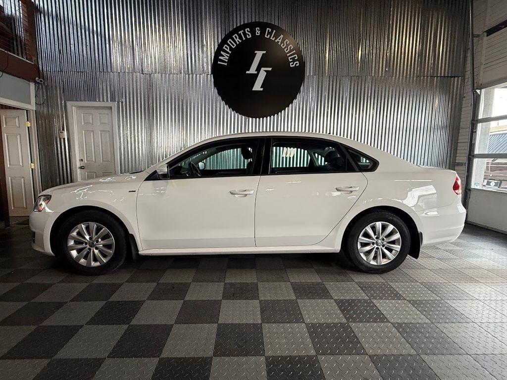 Volkswagen Passat Wolfsburg Edition PZEV 6A 2015