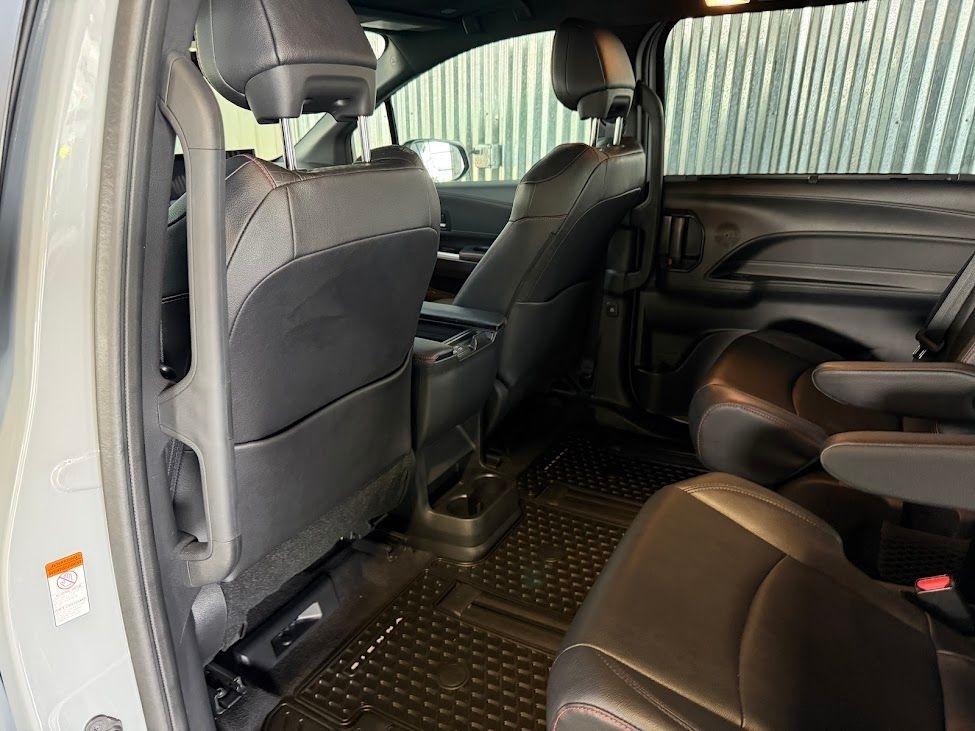 Toyota Sienna Unknown 2025