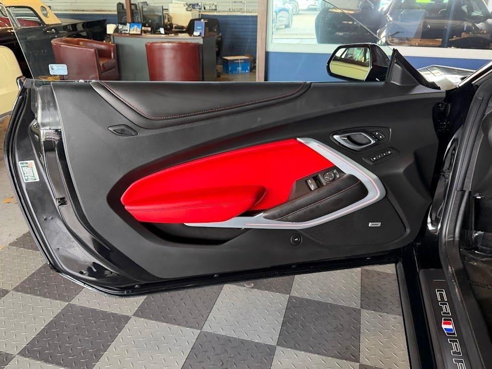 Chevrolet Camaro 2SS Coupe 8A 2018