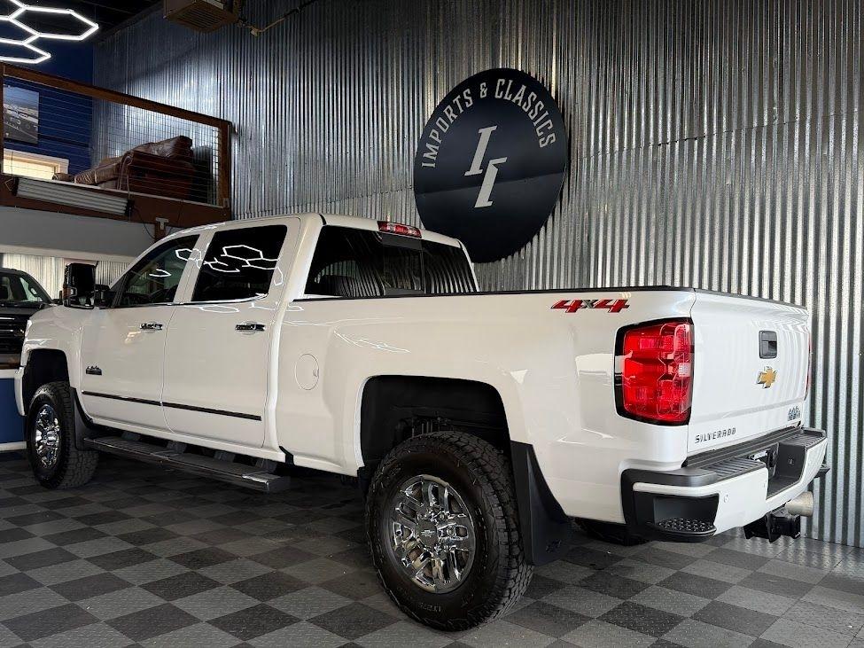 Chevrolet Silverado 3500HD LTZ Crew Cab 4WD 2018