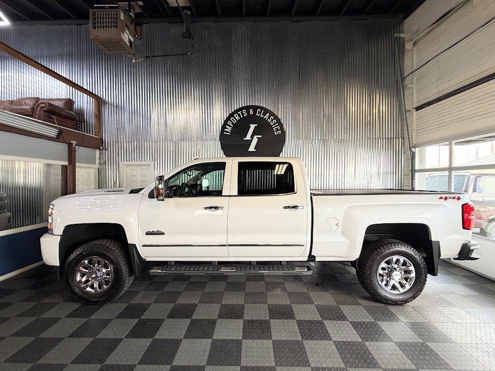 Chevrolet Silverado 3500HD LTZ Crew Cab 4WD 2018