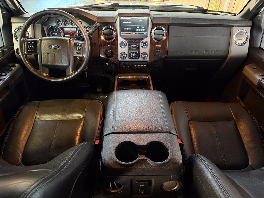 Ford F-350 SD Lariat Crew Cab 4WD 2016