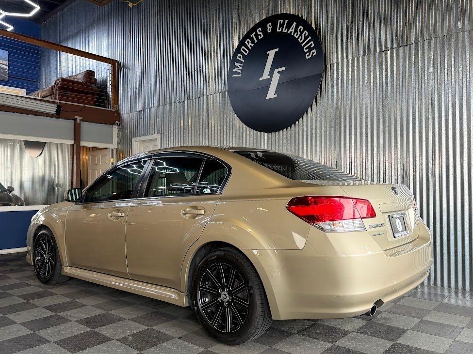 Subaru Legacy 2.5i Limited 2010