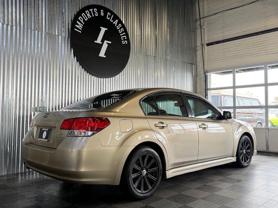 Subaru Legacy 2.5i Limited 2010