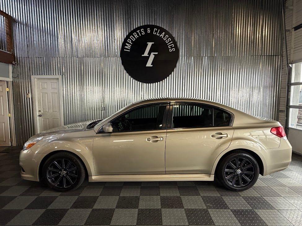Subaru Legacy 2.5i Limited 2010