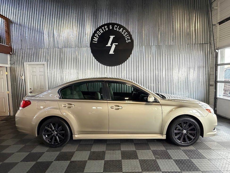 Subaru Legacy 2.5i Limited 2010