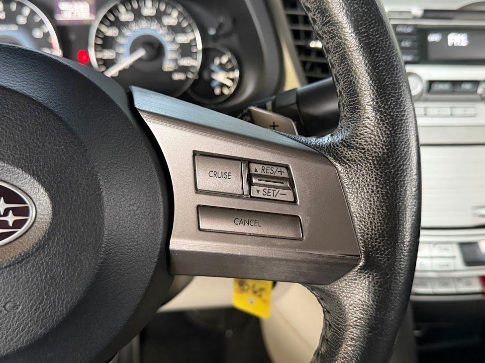 Subaru Legacy 2.5i Limited 2010