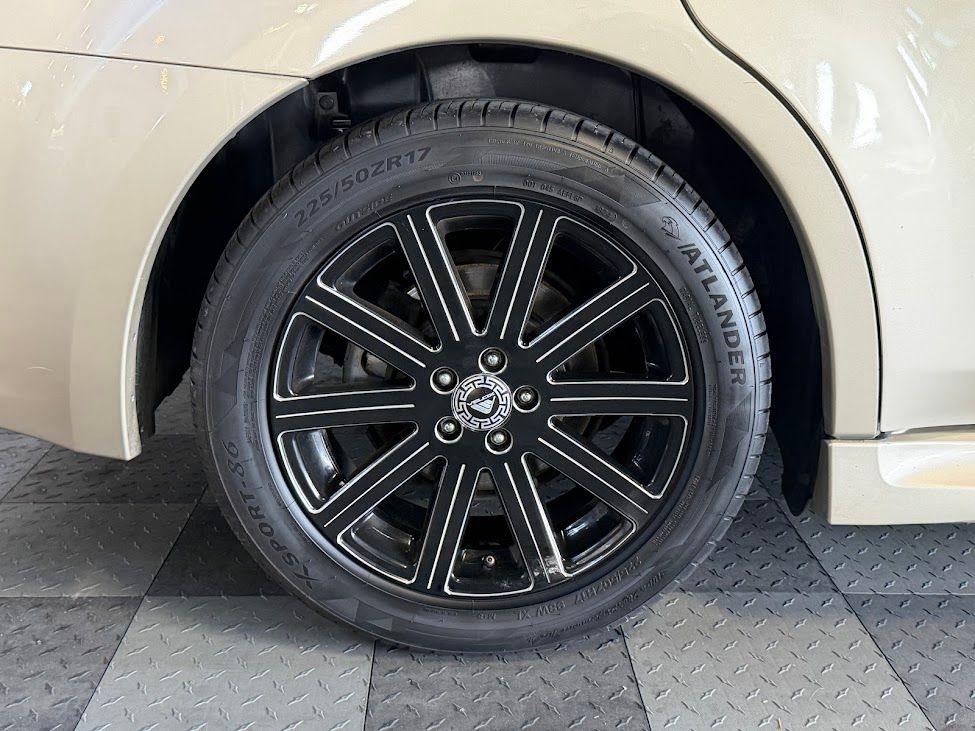 Subaru Legacy 2.5i Limited 2010
