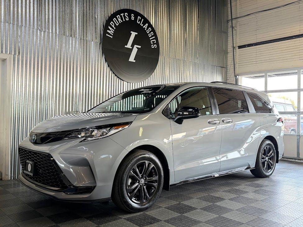2025 Toyota Sienna Unknown