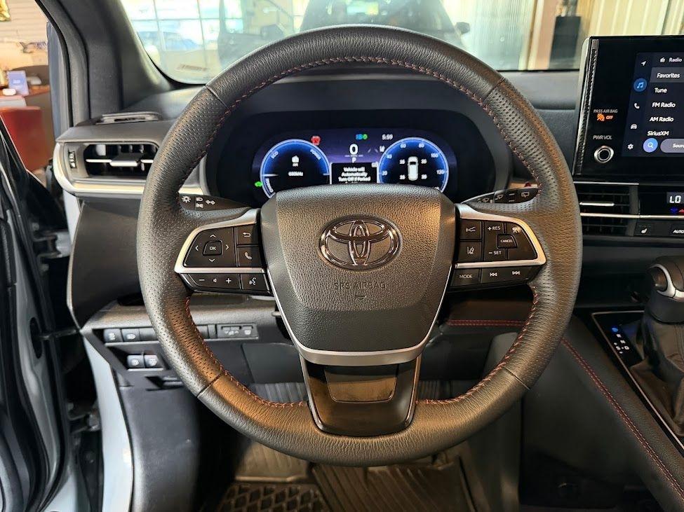 Toyota Sienna Unknown 2025