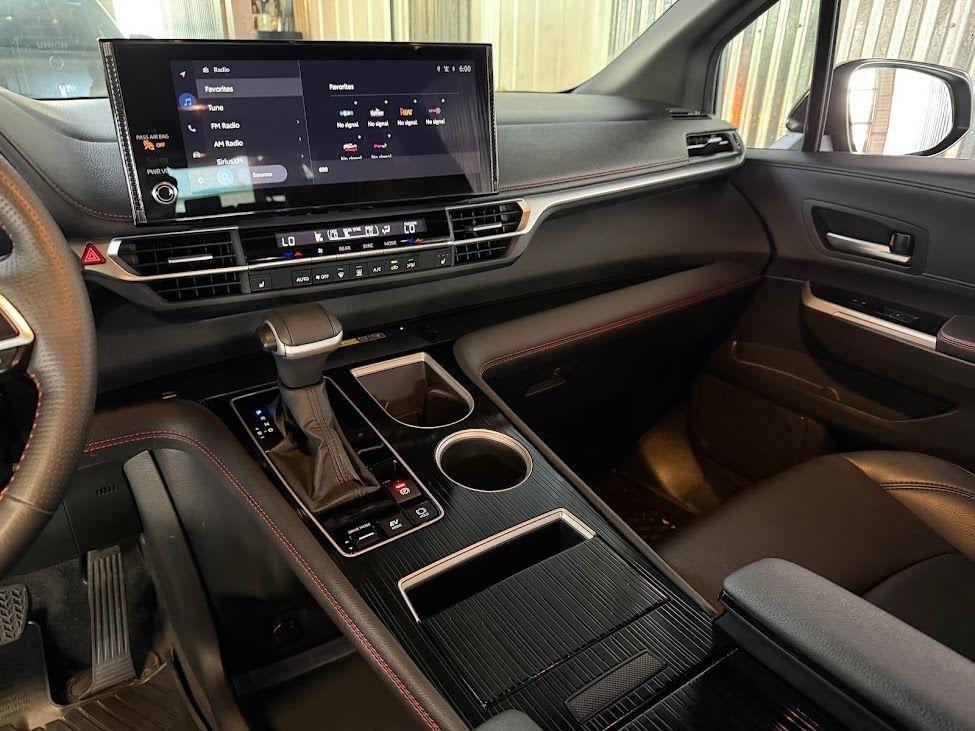 Toyota Sienna Unknown 2025
