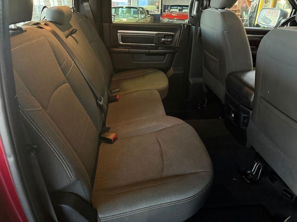 RAM 1500 Classic Tradesman Crew Cab SWB 4WD 2021