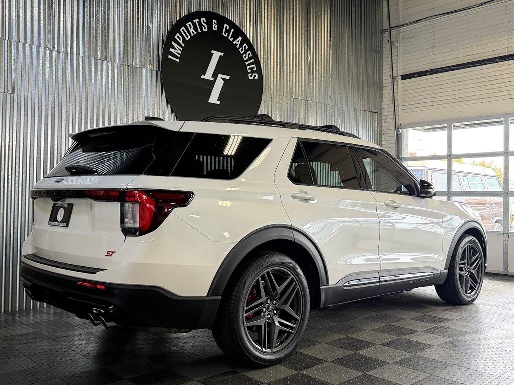 Ford Explorer ST AWD 2025
