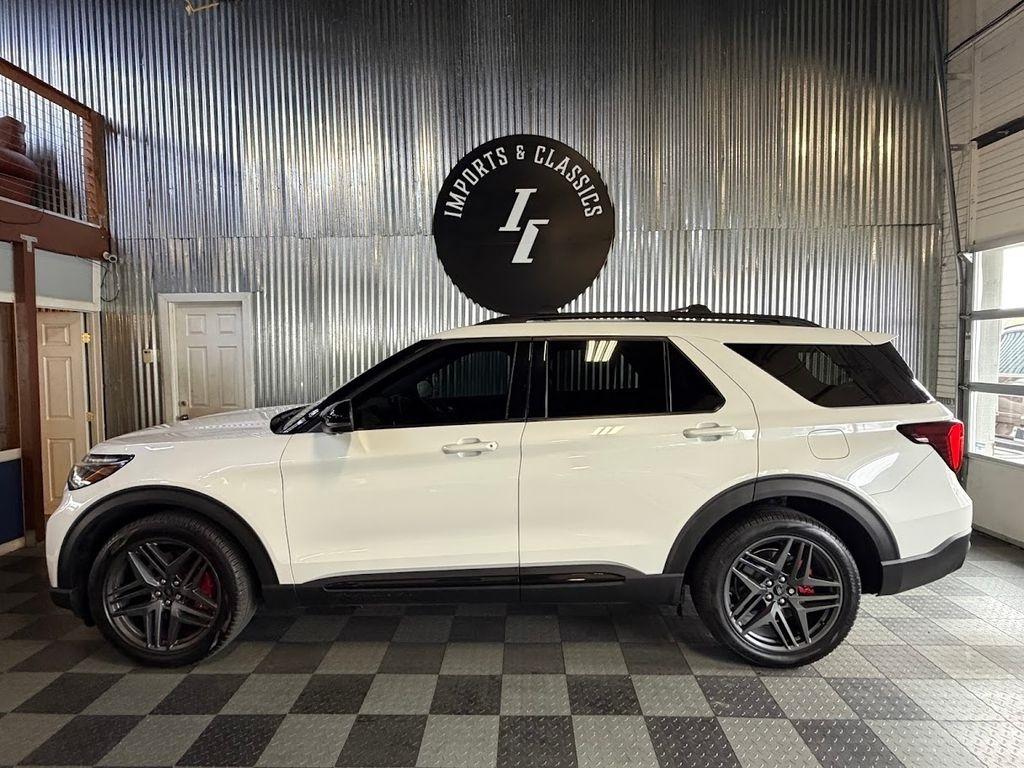 Ford Explorer ST AWD 2025