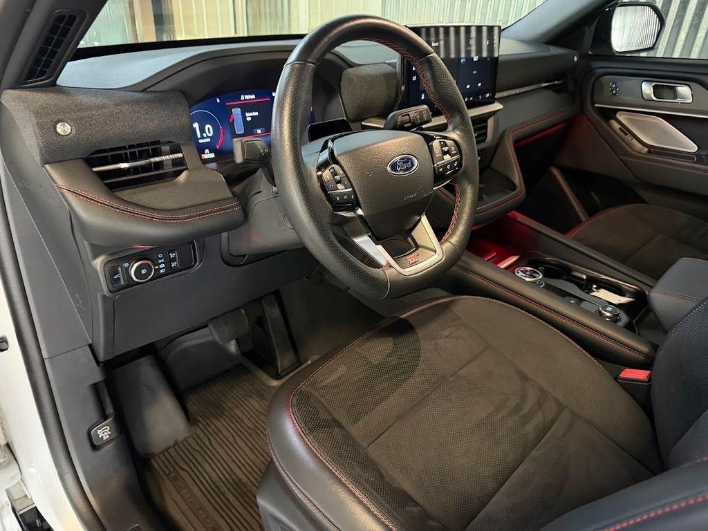 Ford Explorer ST AWD 2025