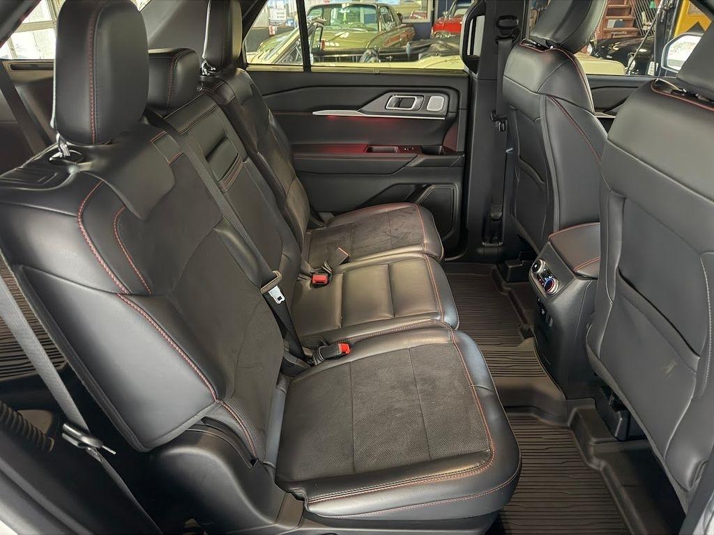 Ford Explorer ST AWD 2025