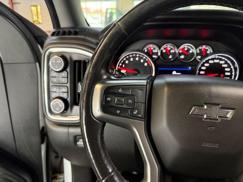 Chevrolet Silverado 1500 RST Crew Cab 4WD 2020