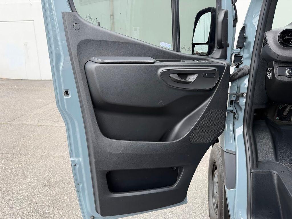Mercedes-Benz Sprinter 2500 144-in. WB 2022