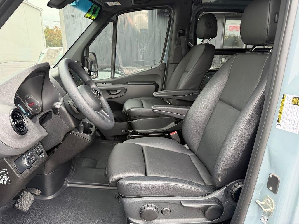 Mercedes-Benz Sprinter 2500 144-in. WB 2022