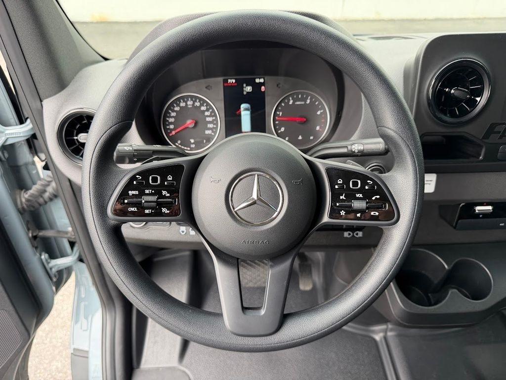 Mercedes-Benz Sprinter 2500 144-in. WB 2022