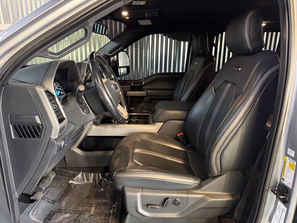 Ford F-350 SD Platinum Crew Cab 4WD 2022