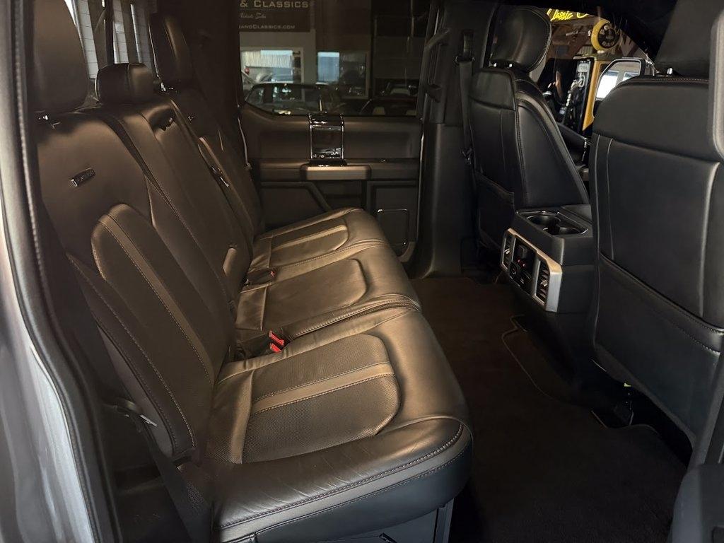 Ford F-350 SD Platinum Crew Cab 4WD 2022