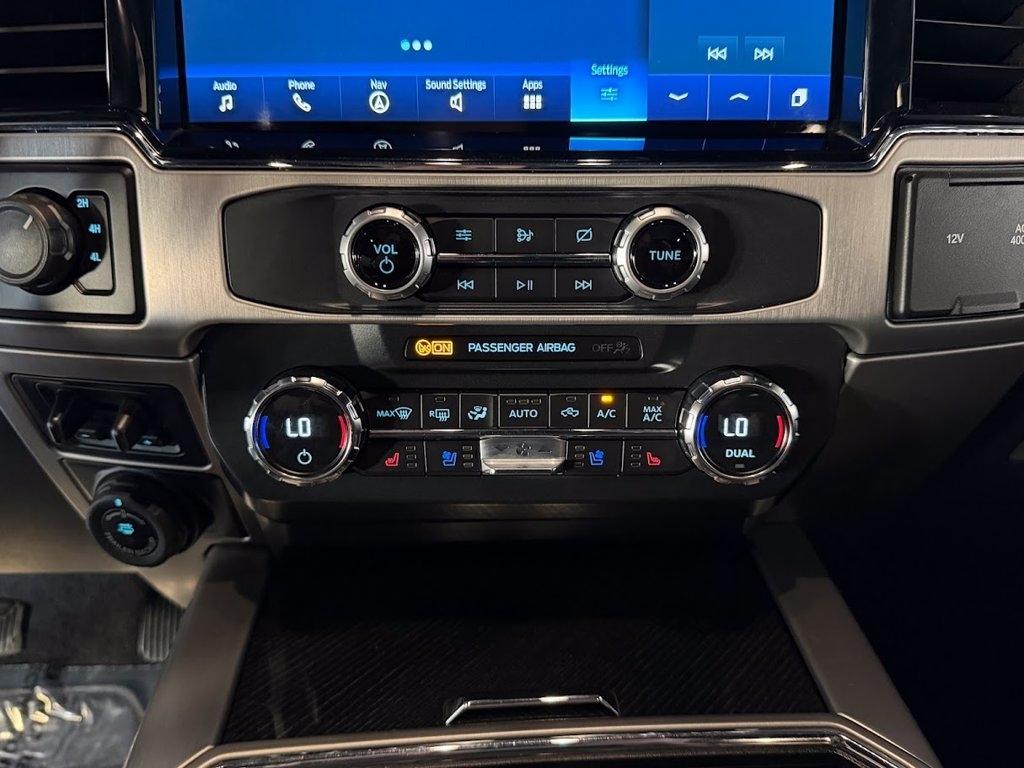 Ford F-350 SD Platinum Crew Cab 4WD 2022