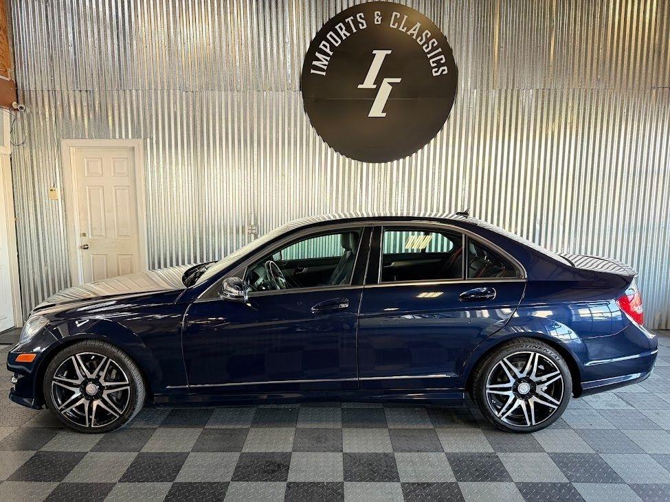 Mercedes-Benz C-Class C300 4MATIC Sport Sedan 2013