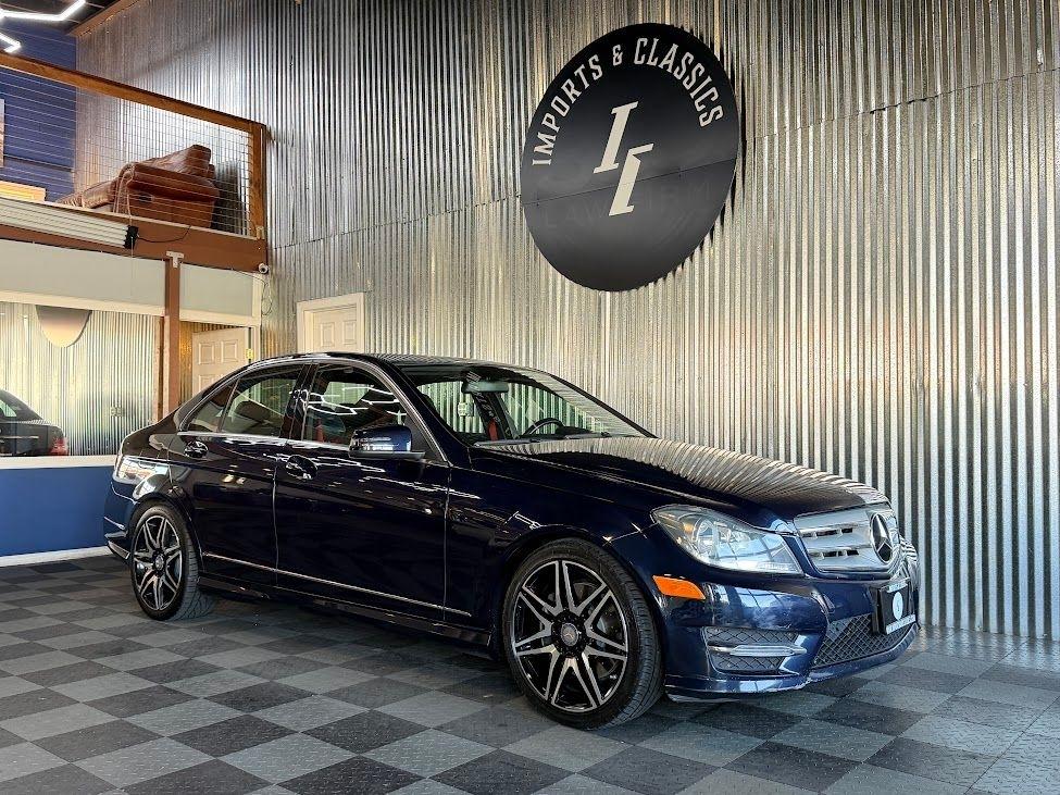 Mercedes-Benz C-Class C300 4MATIC Sport Sedan 2013
