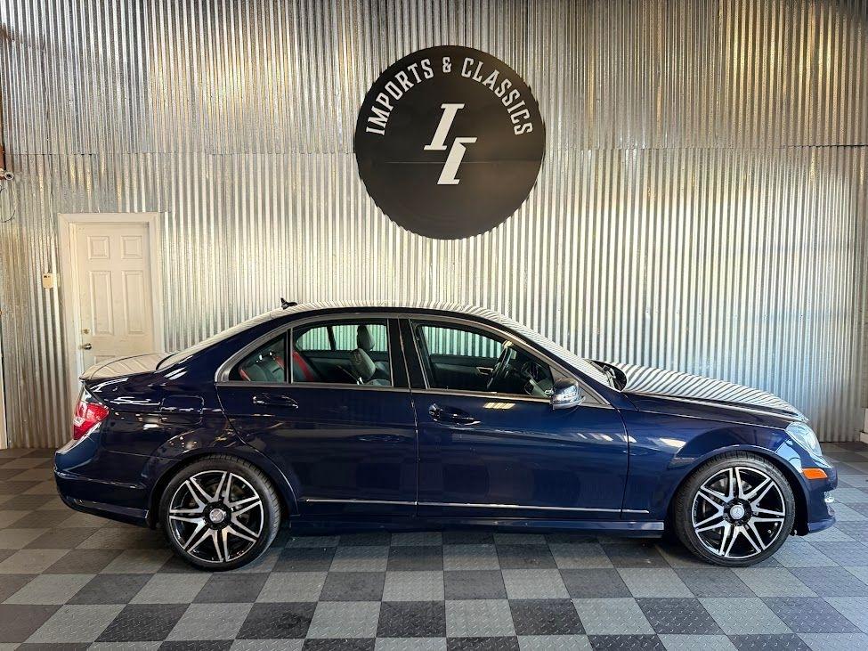 Mercedes-Benz C-Class C300 4MATIC Sport Sedan 2013