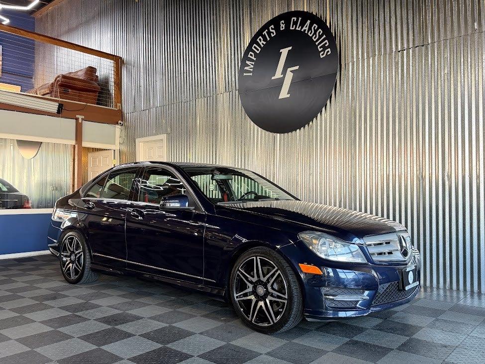 Mercedes-Benz C-Class C300 4MATIC Sport Sedan 2013