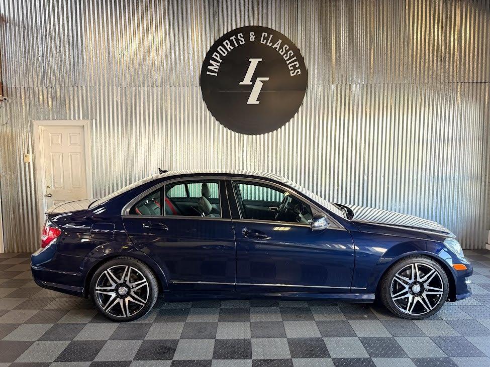 Mercedes-Benz C-Class C300 4MATIC Sport Sedan 2013
