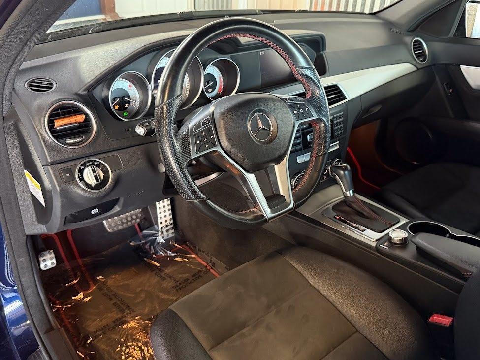 Mercedes-Benz C-Class C300 4MATIC Sport Sedan 2013