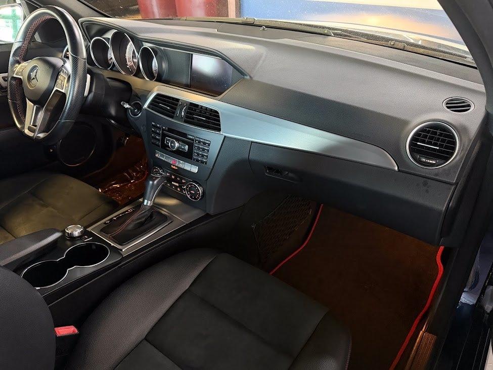 Mercedes-Benz C-Class C300 4MATIC Sport Sedan 2013