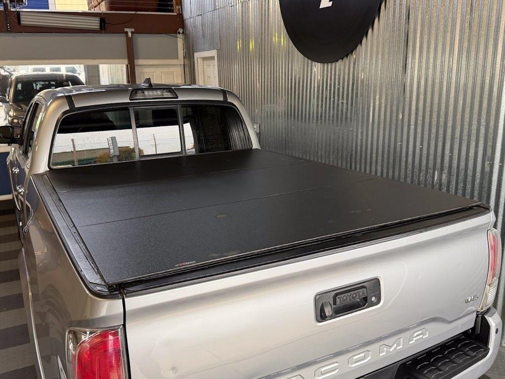 Toyota Tacoma Limited Double Cab Super Long Bed V6 5AT 4WD 2016