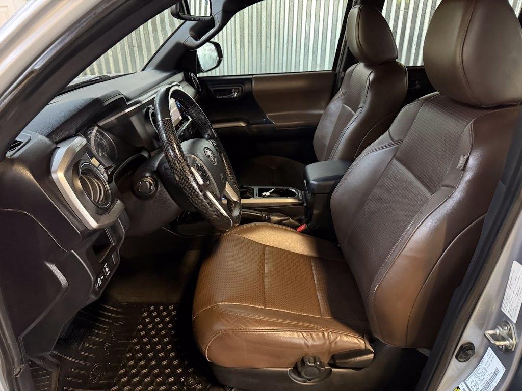 Toyota Tacoma Limited Double Cab Super Long Bed V6 5AT 4WD 2016